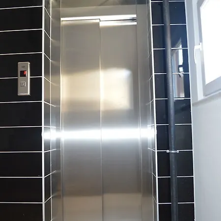 Buruj Vip 1 Apartment